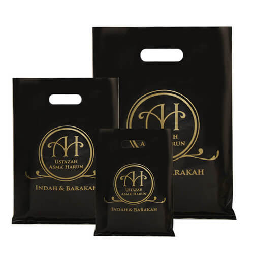 Custom Logo Black Gold Printing Plastic Die Cut Bag Carry Handle Plastic Packaging Bag For Shopping