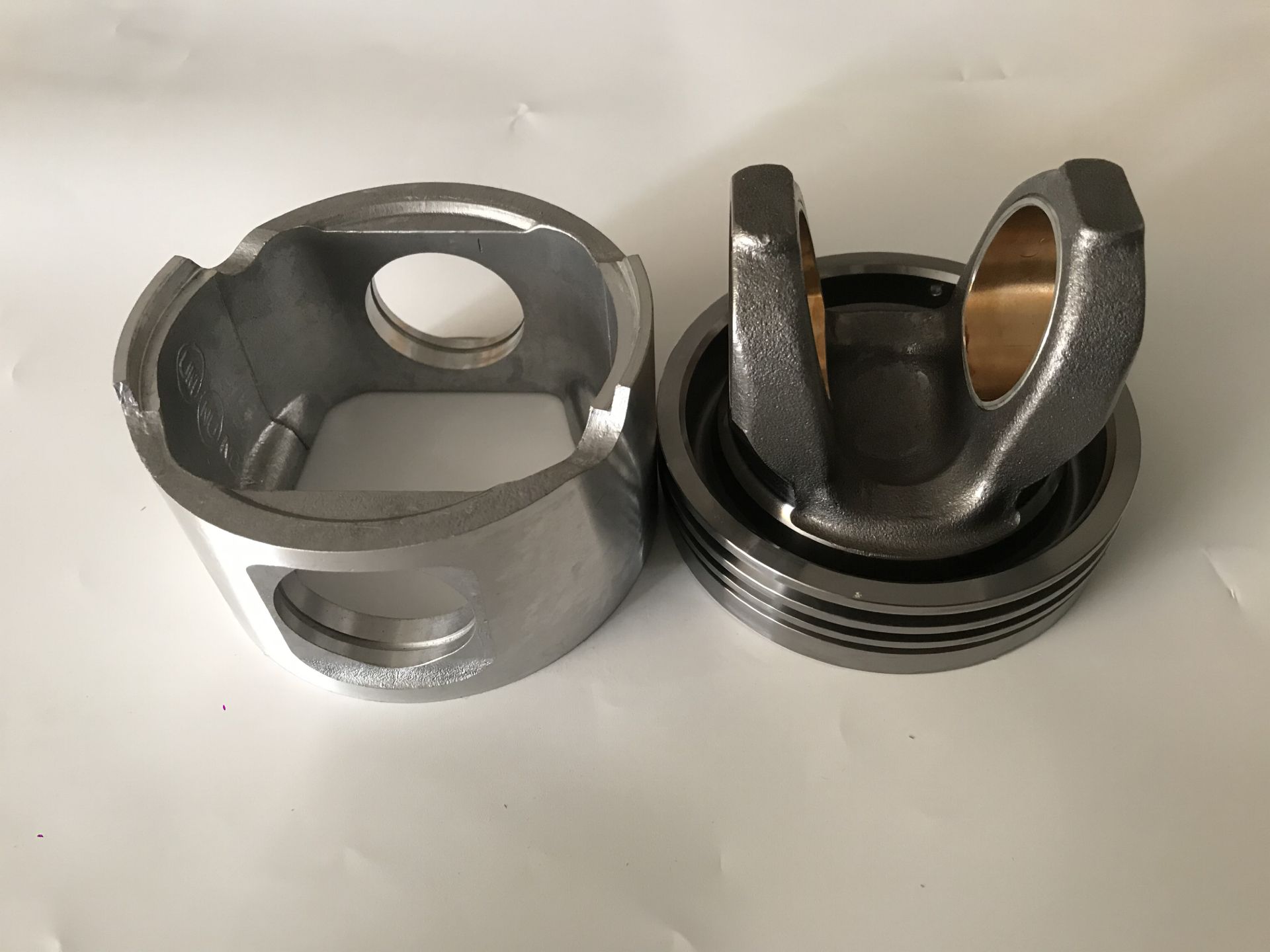 CAT 938G 950G PISTON 238-2726 133-4983 168-7226 7C0111