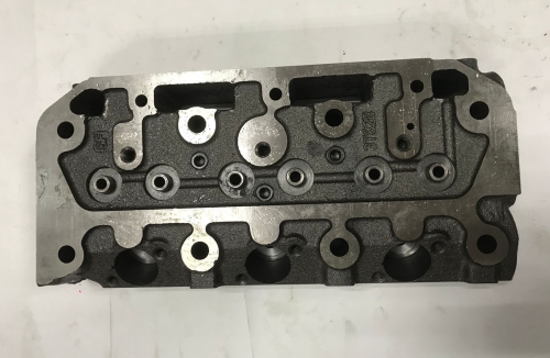 YANMER 3D84-1-O CYLINDER HEAD