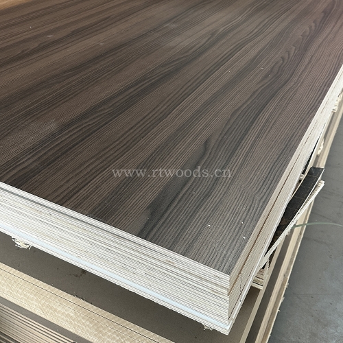 Ruitai synchronized melamine plywood laminated board China factory