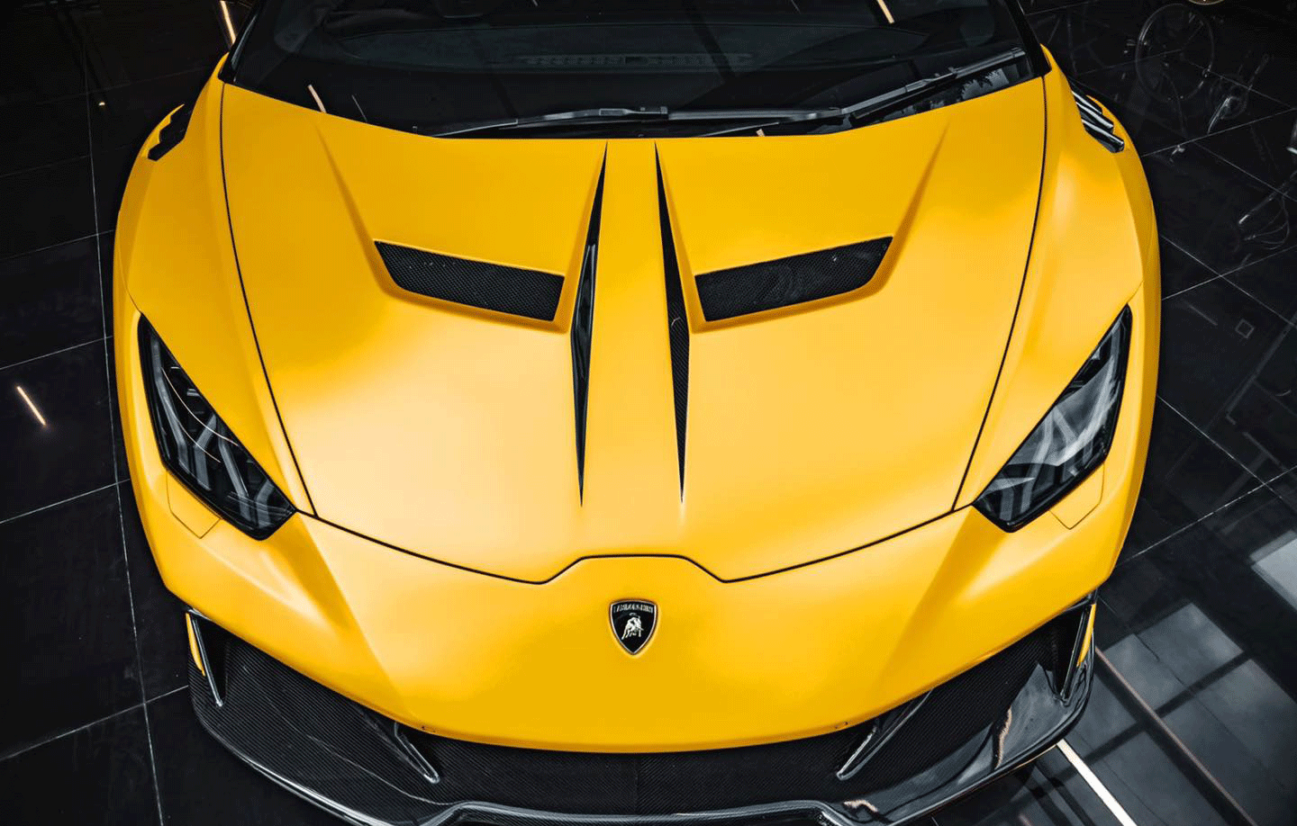 VORSTEINER STYLE CARBON FIBER HOOD FOR HURACAN LP580LP610