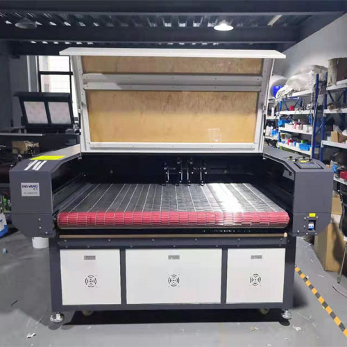 Automatic Feeding Laser Cutting Machine, Model: HM-1610Z/1810Z