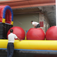 Big balls wipeout run inflatable obstacle course