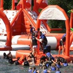 Parc à thème gonflable de l’eau de 210 personnes