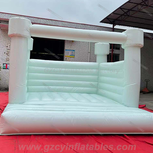 Castillo hinchable inflable verde suave