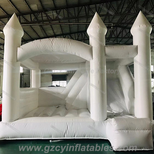 White Inflatable Bouncy Castle With Slide