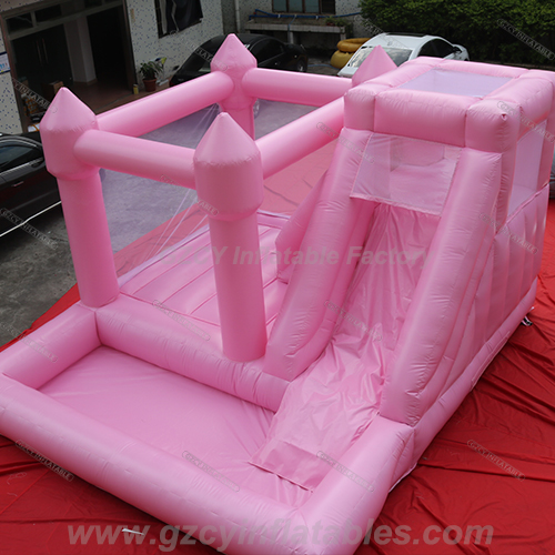 Pink bounce house soft play equipment with ball pit