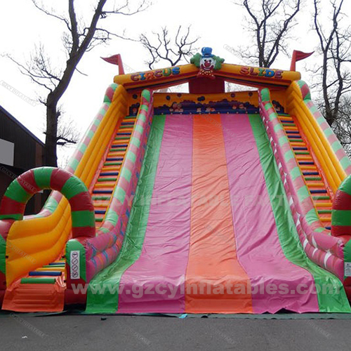 Inflatable cartoon slide children's jumping slide, commercial party inflatable bodyguard with slide