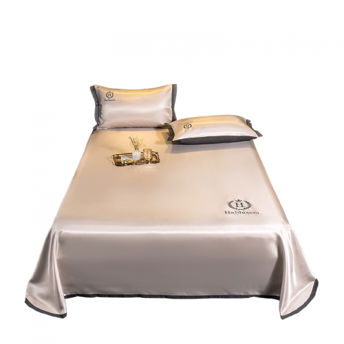 Amazon Hot Selling Bedding Set Premium Comfort champagne color Cover Set