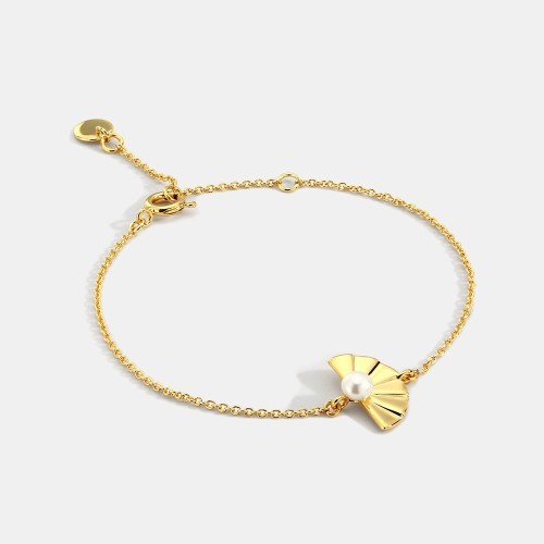 14k gold plated sensu fan bracelet with fresh water pearl