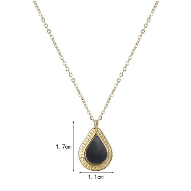 Gold and black resin pear drop necklace in stainless steel