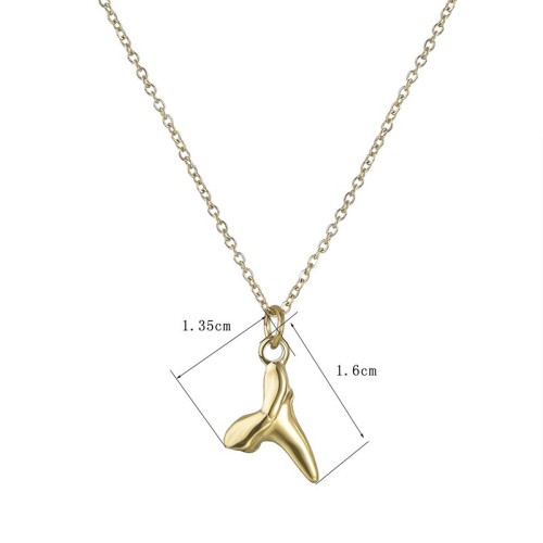 Lasting shining shark tooth necklace in gold palting stainless steel
