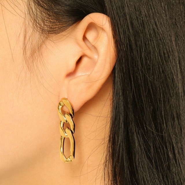 Figaro chain link earrings in gold plating stainless steel