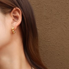 Small beaded minimalist hoop earrings in gold plating stainless steel
