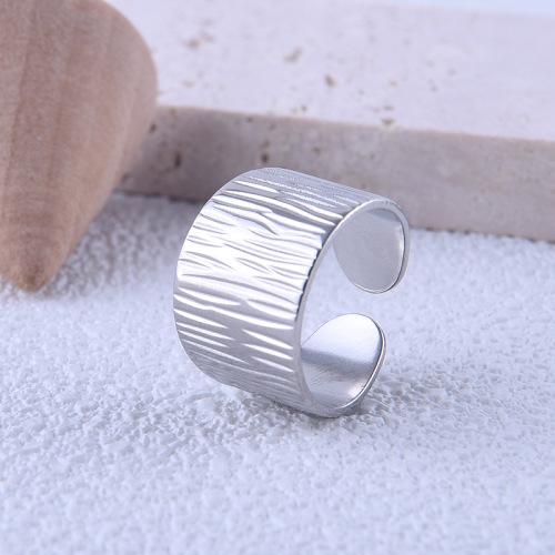 Geometric Metal Texturing Stainless Steel Opening Wide Ring / Bague ouverte en acier inoxydable