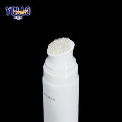 White 100ml Facial Cleanser Plastic Tube With Massage Brush