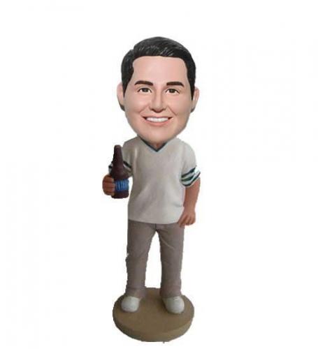 Personalized bobblehead with beer