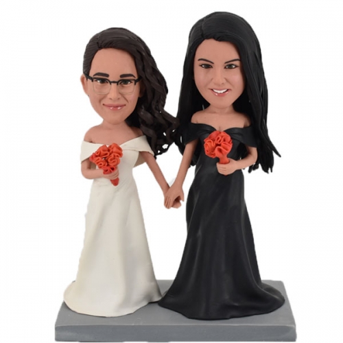 Same sex lesbian wedding bobbleheads