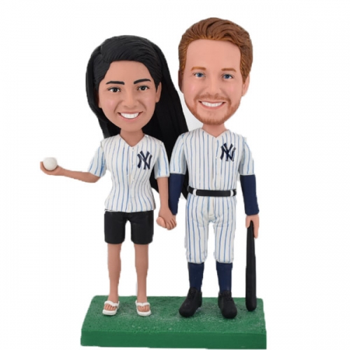 New York Yankees Couple baseball bobbleheads