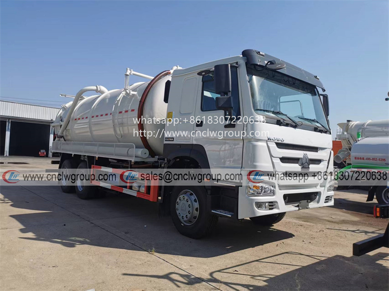 Sinotruk HOWO 6x4 20m3 vacuum sewage suction truck