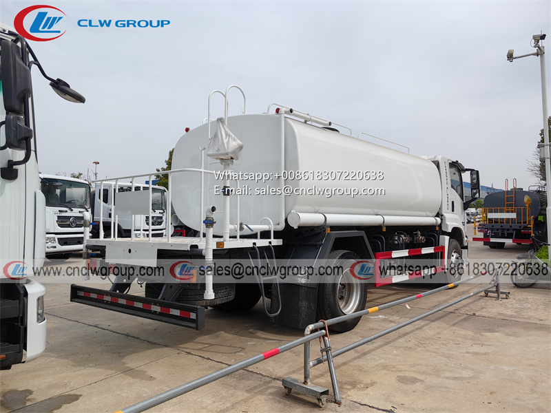 ISUZU GIGA 15000 liter Water Sprinkler Truck