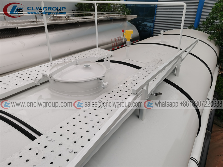SHACMAN X3000 6x6 15000 liter stainless steel drinking water tanker truck
