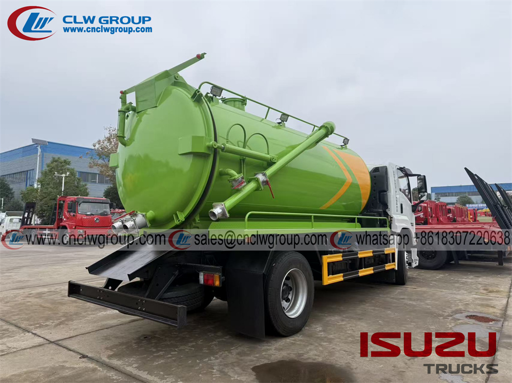 ISUZU GIGA FTR 10m3 12m3 vacuum sewage septic tanker truck