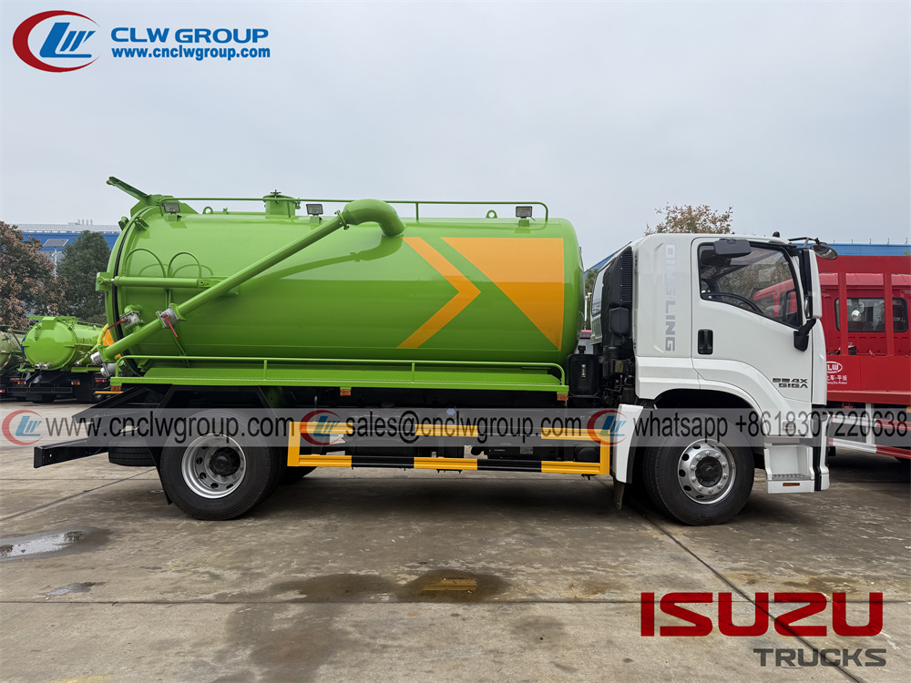ISUZU GIGA FTR 10m3 12m3 vacuum sewage septic tanker truck