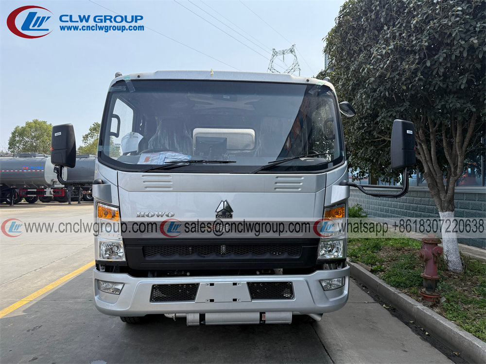 HOWO Cummins 141hp 10m3 aluminum fuel tanker refilling dispenser truck