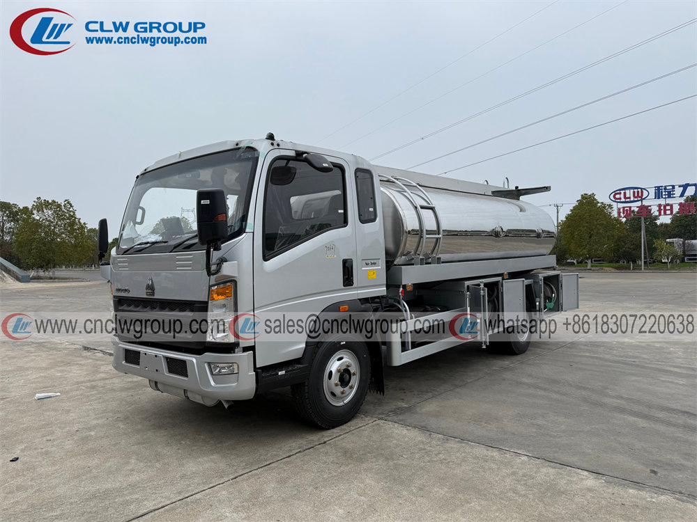 Sinotruk HOWO 8000L aluminum fuel refueler dispenser tank truck