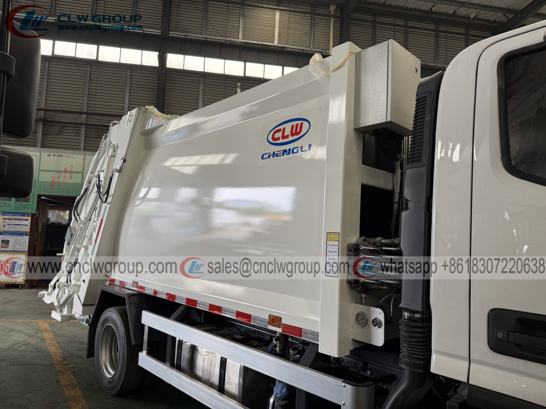 Foton Aumark S 8cbm garbage compressed truck