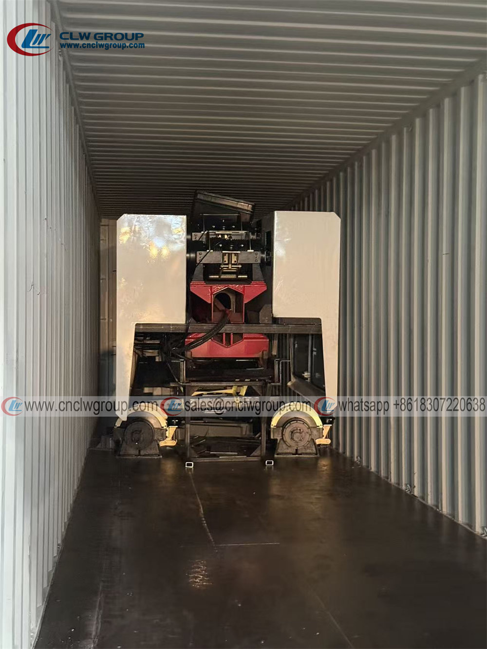 tow wrecker upper body load into container