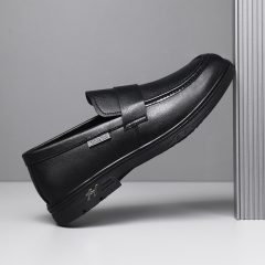 GUYISA Black new sports series anti-slip SRC chef shoes
