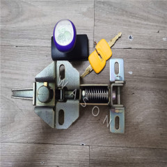 Excavator Spare Part Engine Cover Lock for DH220-5 In High Qaulity
