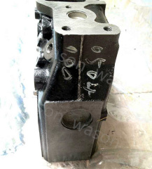 6BD1 6BG1 Cylinder Head Assembly 1-11110600-3 EX200-1