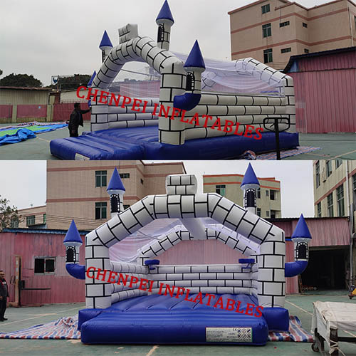 White bounce house jumping castle ship to UAE