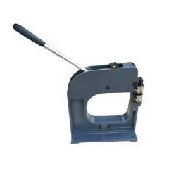 Stretchering machine shrinker stretcher