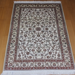 Tapis en soie fait à la main