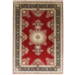 Tapis en soie fait à la main