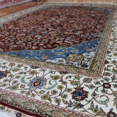 Tapis en soie fait à la main