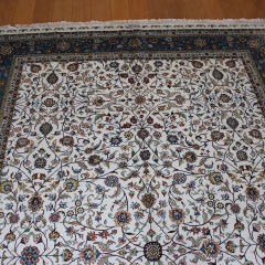 Tapis en soie fait à la main