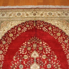 Tapis en soie fait à la main