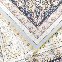 Tapis en soie fait à la main