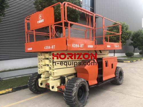 2015 JLG 4394RT Engine Powered Scissor Lift 43'H Rough Terrains Series Dual Fuel Powered