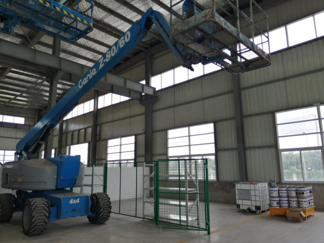 2013 GENIE Z80/60 BOOM LIFT