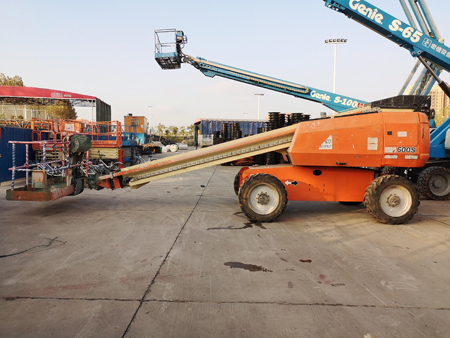 2015 JLG 600S Telescopic Boom Lift