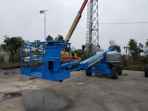 2013 Genie S45 boom lift