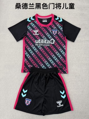 Kids 2025/26 Sunderland Goalkeeper Black & Red Kids/Youth Soccer Uniform-208/1040