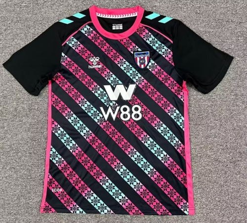 2025-26 Sunderland Goalkeeper Black & Pink & Blue Thailand Soccer Jersey AAA-1040