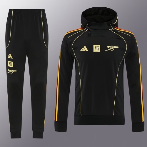 2025/26 Arsenal Black Soccer Tracksuit Uniform With Hat-LH
